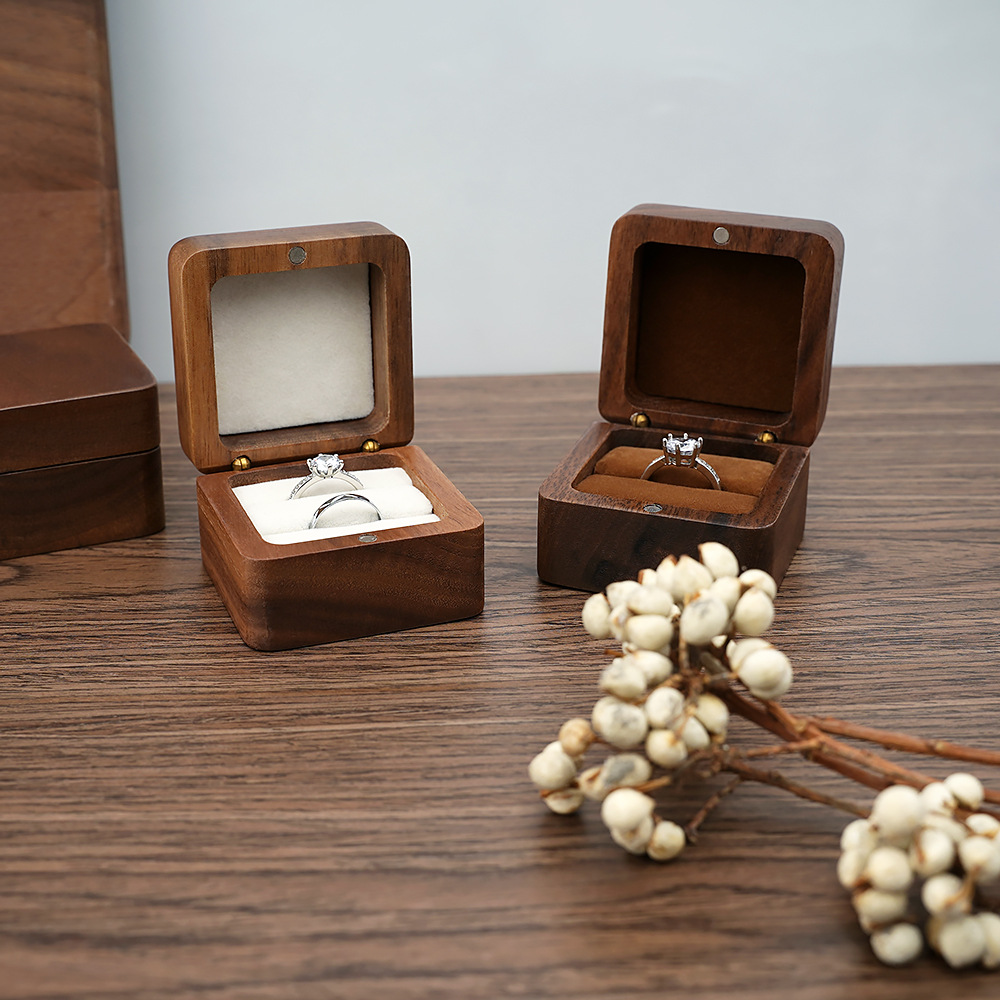 วอลนัทสีดํา Solid กล่องแหวนเดี - Cufflink Box Set บทวิจารณ์และราคา