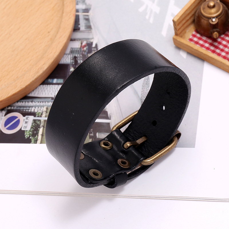 สร้อยข้อมือหนังแท้ผู้ชายสไตล์ม - Men Accessories Pk บทวิจารณ์และราคา