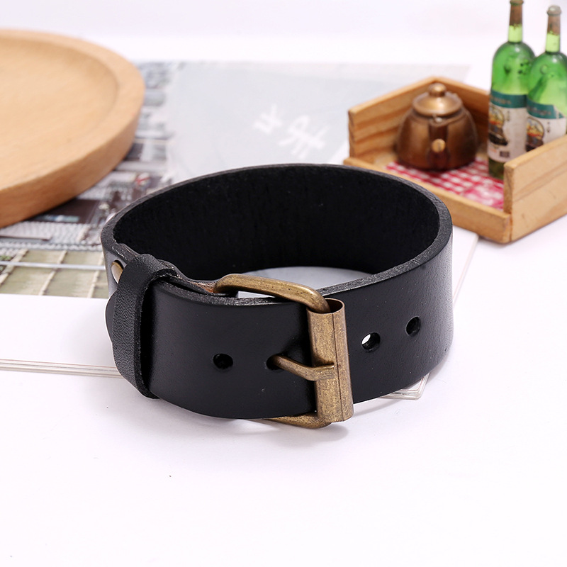 สร้อยข้อมือหนังแท้ผู้ชายสไตล์ม - Men Accessories Pk บทวิจารณ์และราคา